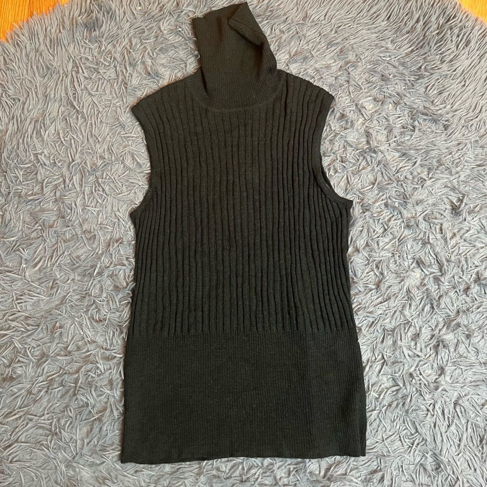 Pursuits Ltd Dark Green Sleeveless 100% Wool Turtleneck Sweater Size M